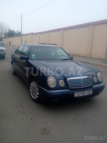 Mercedes E 240 1997, 265,800 km - 2.4 l - Şəmkir
