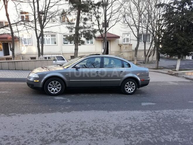 Volkswagen Passat 2001, 169,000 km - 1.8 l - Şamaxı