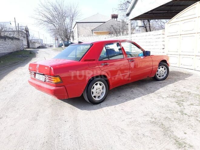 Mercedes 190 1988, 290,100 km - 2.0 л - Qazax