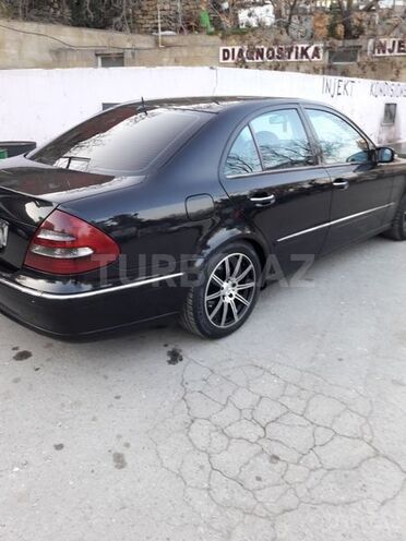 Mercedes E 220 2002, 311,500 km - 2.2 l - Bakı