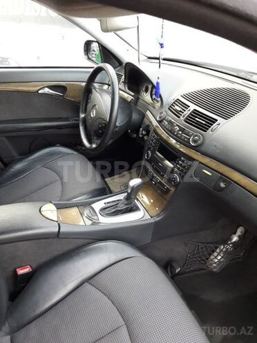 Mercedes E 220 2002, 311,500 km - 2.2 l - Bakı