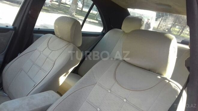 Mercedes E 220 1995, 250,000 km - 2.2 l - Gəncə