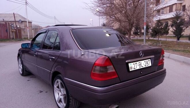 Mercedes C 200 1995, 370,000 km - 2.0 l - Bakı