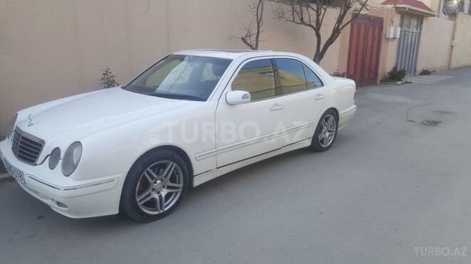 Mercedes E 320 2000, 177,000 km - 3.2 l - Bakı