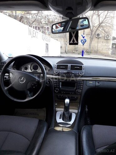 Mercedes E 220 2002, 311,500 km - 2.2 l - Bakı