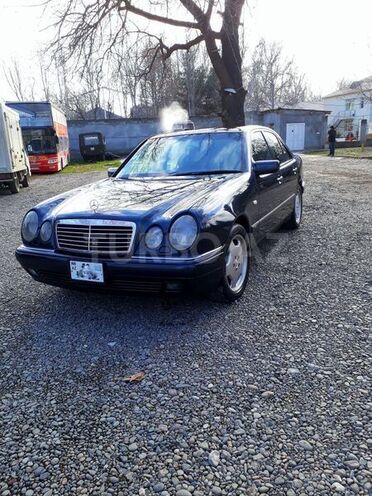 Mercedes C 320 1997, 0 km - 3.2 л - Mingəçevir