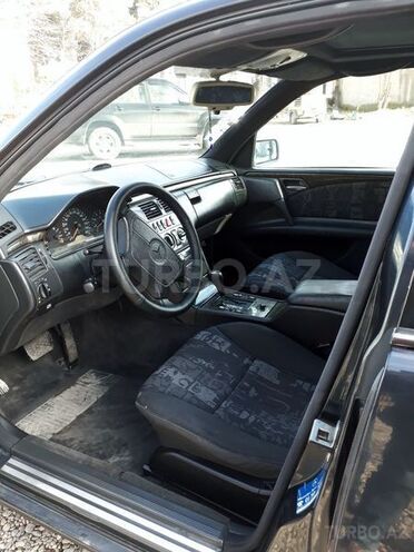 Mercedes C 320 1997, 0 km - 3.2 л - Mingəçevir