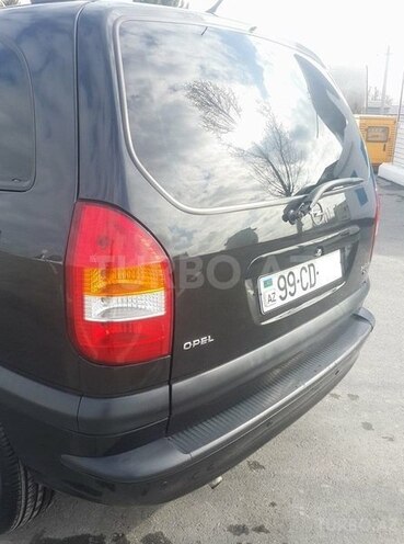 Opel Zafira 2001, 166,000 km - 1.8 l - Ucar