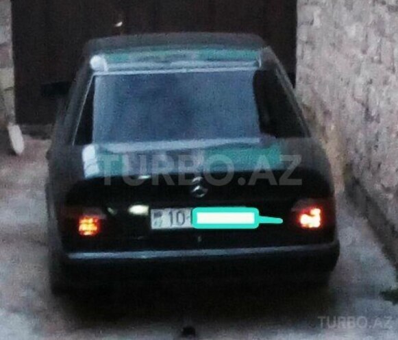 Mercedes E 260 1990, 522,000 km - 2.6 l - Bakı