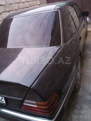 Mercedes E 260 1990, 522,000 km - 2.6 l - Bakı