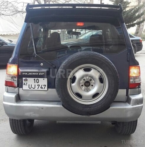 Mitsubishi Pajero io 1999, 300,000 km - 1.8 л - Bakı