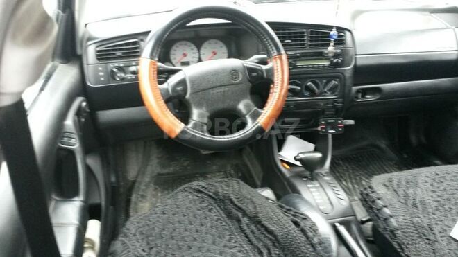 Volkswagen Golf 1998, 176,022 km - 2.0 l - Mingəçevir