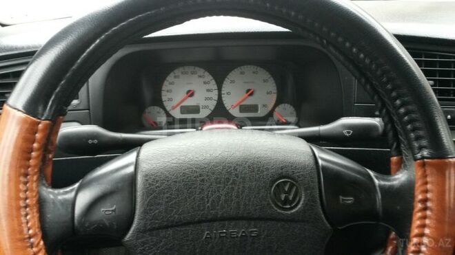 Volkswagen Golf 1998, 176,022 km - 2.0 l - Mingəçevir