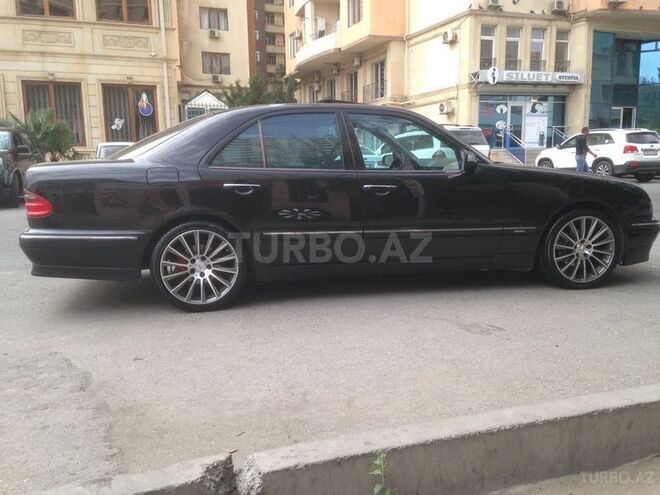 Mercedes E 240 2000, 157,000 km - 2.6 l - Bakı