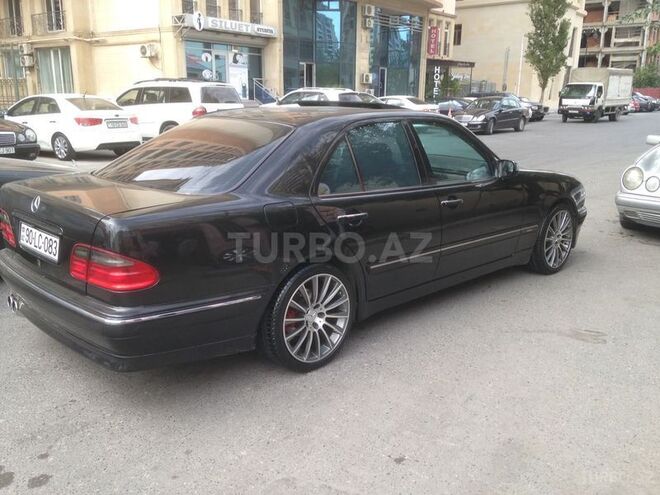 Mercedes E 240 2000, 157,000 km - 2.6 l - Bakı