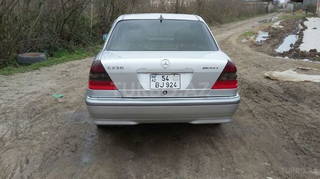 Mercedes C 230 1998, 207,602 km - 2.3 l - Bakı
