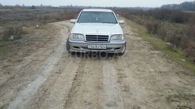 Mercedes C 230 1998, 207,602 km - 2.3 l - Bakı