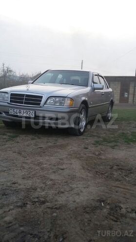 Mercedes C 230 1998, 207,602 km - 2.3 l - Bakı