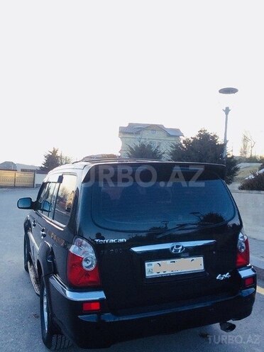 Hyundai Terracan 2003, 160,000 km - 2.9 l - Xudat