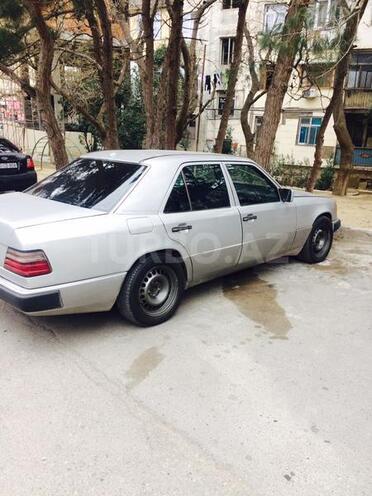 Mercedes E 200 1990, 600,000 km - 2.0 l - Sumqayıt