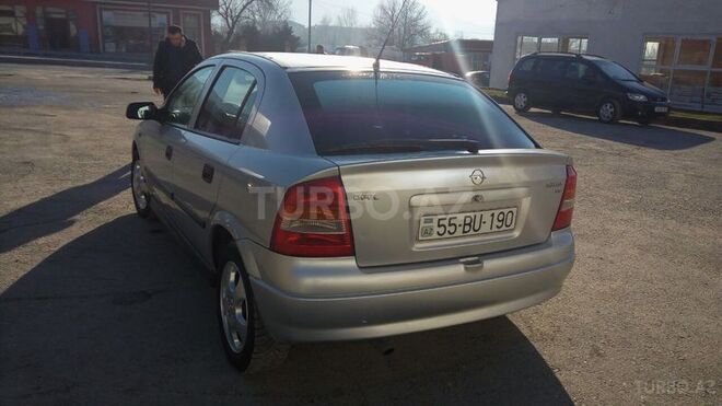 Opel Astra 1999, 221,700 km - 1.6 л - Şəki
