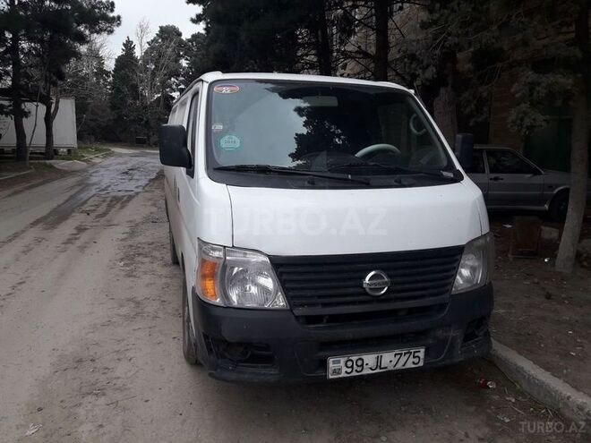 Nissan Urvan 2007, 333,000 km - 3.0 l - Bakı