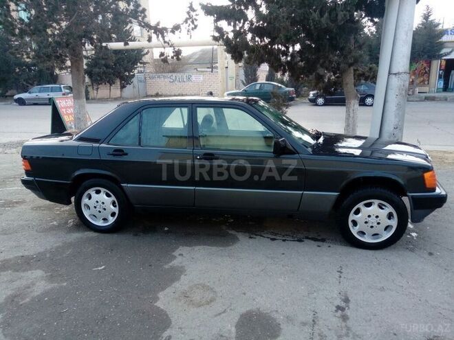 Mercedes 190 1991, 325,000 km - 1.8 l - Bakı