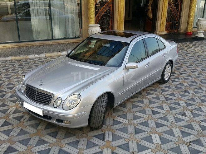 Mercedes E 320 2002, 253,000 km - 3.2 l - Bakı