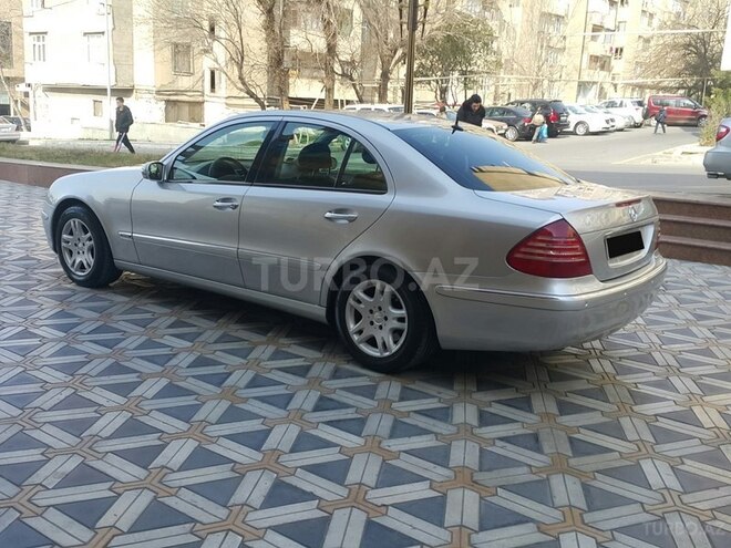 Mercedes E 320 2002, 253,000 km - 3.2 l - Bakı