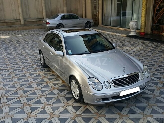 Mercedes E 320 2002, 253,000 km - 3.2 l - Bakı