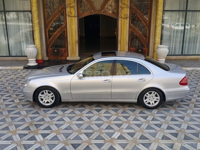 Mercedes E 320 2002, 253,000 km - 3.2 l - Bakı