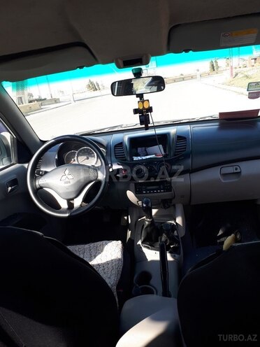 Mitsubishi L200 2010, 394,151 km - 2.5 l - Bakı
