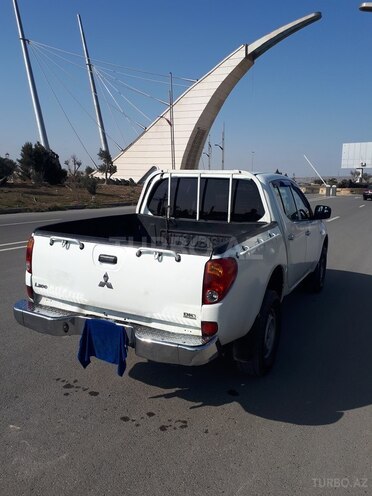 Mitsubishi L200 2010, 394,151 km - 2.5 l - Bakı