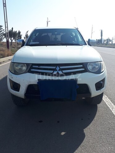 Mitsubishi L200 2010, 394,151 km - 2.5 l - Bakı