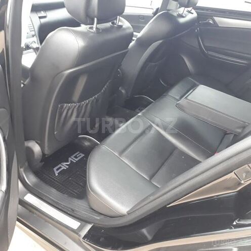 Mercedes C 230 2005, 177,000 km - 0.3 l - Sabirabad