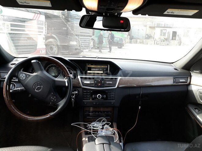 Mercedes E 350 2011, 173,000 km - 3.5 l - Bakı
