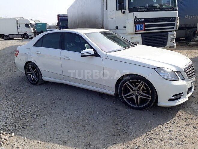Mercedes E 350 2011, 173,000 km - 3.5 l - Bakı