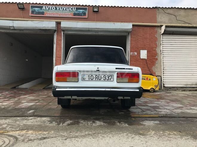 LADA (VAZ) 2107 2006, 178,000 km - 1.6 л - Bakı