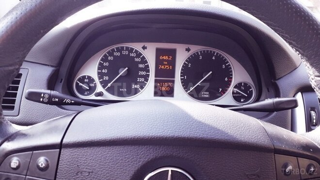 Mercedes B 180 2009, 74,751 km - 1.7 l - Bakı