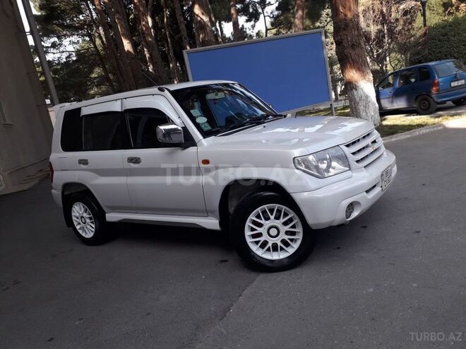 Mitsubishi Pajero io 2001, 186,855 km - 2.0 l - Sumqayıt