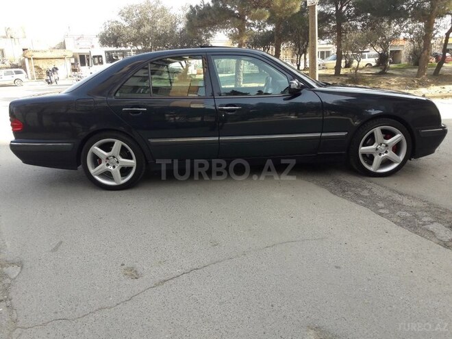 Mercedes E 320 2000, 229,000 km - 3.2 л - Bakı