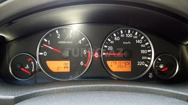 Nissan Pathfinder 2007, 180,000 km - 2.5 л - Qusar