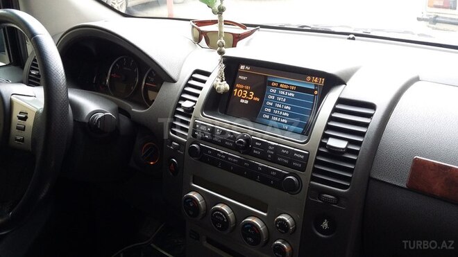 Nissan Pathfinder 2007, 180,000 km - 2.5 л - Qusar