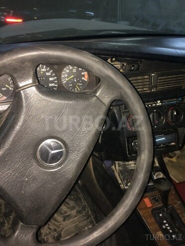 Mercedes 190 1992, 300,000 km - 2.0 l - Bakı