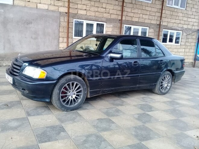 Mercedes C 220 2000, 256,500 km - 2.2 l - Cəlilabad
