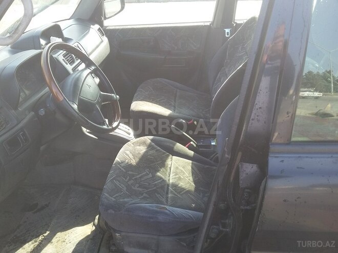 Mitsubishi Pajero io 2000, 168,000 km - 1.8 l - Sumqayıt