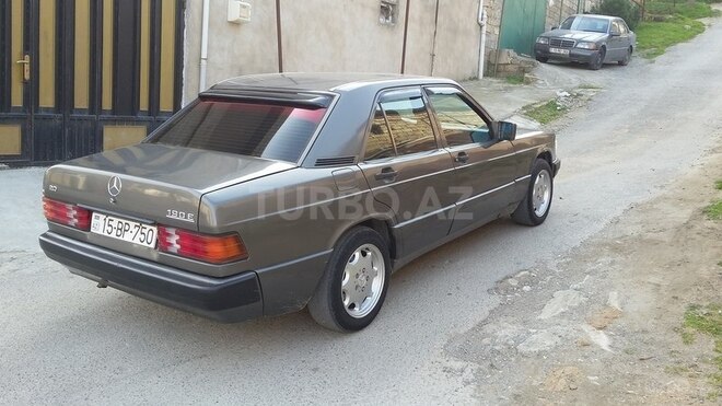 Mercedes 190 1990, 325,680 km - 2.0 l - Bakı
