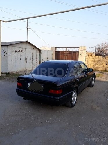 Mercedes C 220 1996, 265,008 km - 2.2 l - Sumqayıt