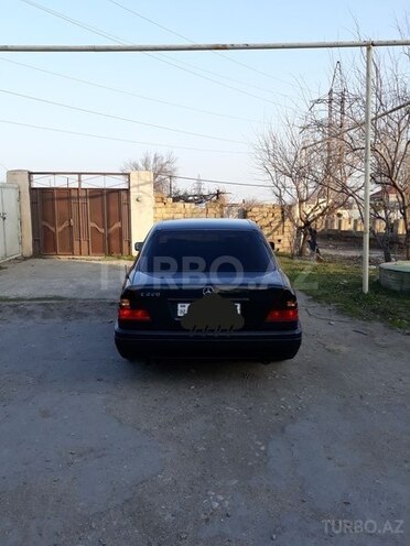 Mercedes C 220 1996, 265,008 km - 2.2 l - Sumqayıt