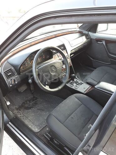 Mercedes C 220 1996, 265,008 km - 2.2 l - Sumqayıt